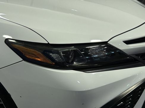 Used 2023 Toyota Camry SE FWD image 13
