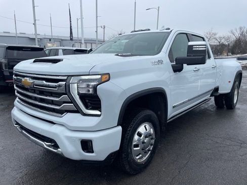 New 2026 Chevrolet Silverado 3500 High Country w/ High Country Premium Package image 20