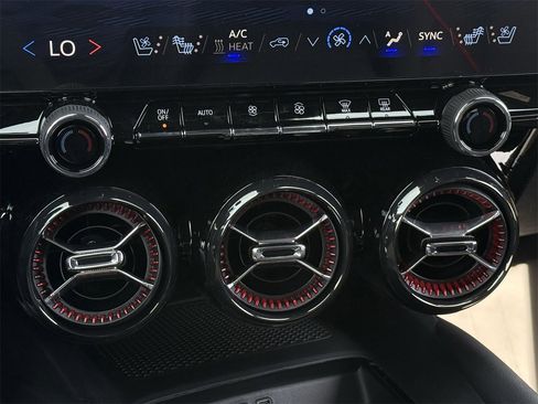 New 2026 Chevrolet Blazer EV RS image 18