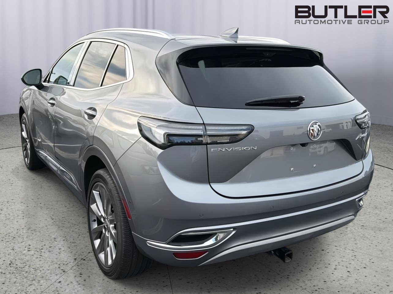 Used 2022 Buick Envision Avenir w/ Technology Package II FWD image 10