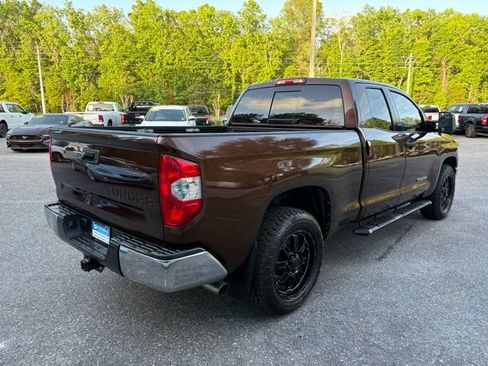 Used 2017 Toyota Tundra SR5 w/ SR5 Upgrade Package image 5