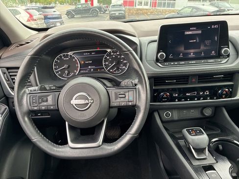 Certified 2023 Nissan Rogue SV w/ SV Premium B Package AWD/4WD image 19