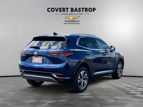 Used 2022 Buick Envision Essence w/ Technology Package I FWD image 5