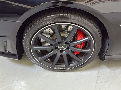 Used 2015 Mercedes-Benz SL 63 AMG image 24