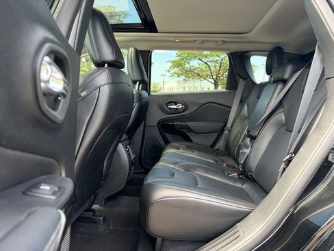 Used 2023 Jeep Cherokee Altitude Lux w/ Lux Elite Package AWD/4WD image 10