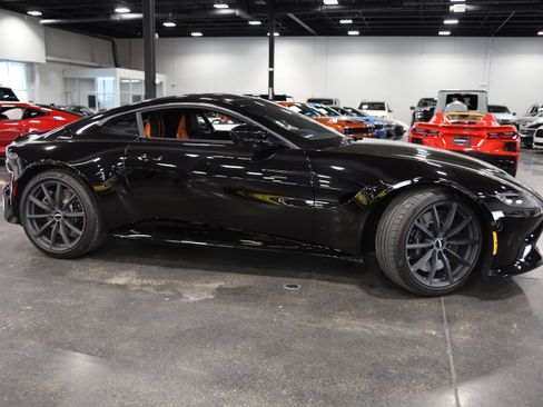 Used 2020 Aston Martin V8 Vantage Coupe RWD image 8
