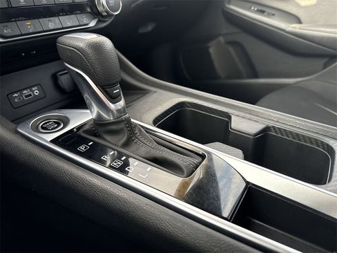 Used 2023 Nissan Sentra SV image 21