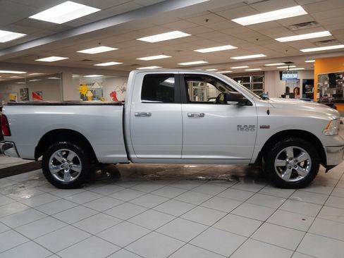 Used 2017 RAM 1500 Big Horn image 12