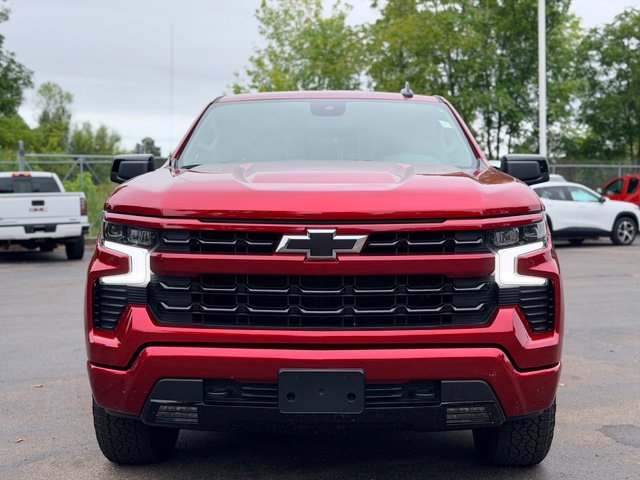 Used 2025 Chevrolet Silverado 1500 RST AWD/4WD image 3