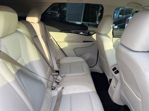 Used 2021 Buick Envision Preferred image 23