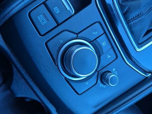 Certified 2021 MAZDA CX-5 Touring image 22