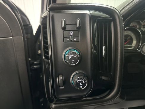 Used 2018 Chevrolet Silverado 1500 LTZ Z71 w/ LTZ Plus Package AWD/4WD image 16