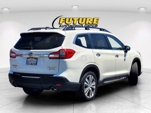 Used 2019 Subaru Ascent Touring AWD/4WD image 4