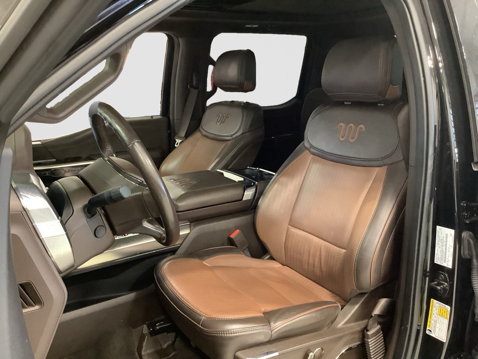Used 2023 Ford F150 King Ranch w/ Equipment Group 601A High AWD/4WD image 11