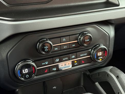 Used 2023 Ford Bronco Big Bend AWD/4WD image 26