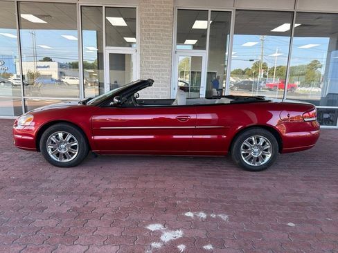 Used 2004 Chrysler Sebring Limited FWD image 39
