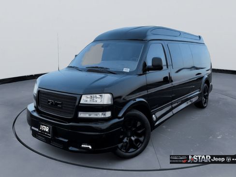 Used 2024 GMC Savana 2500 Extended w/ Driver Convenience Package RWD image 1