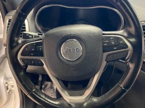 Used 2020 Jeep Grand Cherokee Limited AWD/4WD image 25
