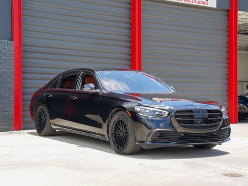Used 2021 Mercedes-Benz S 580 4MATIC Sedan image 5