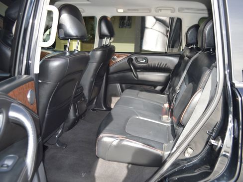 Used 2018 Nissan Armada SL w/ Premium Package image 19