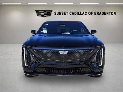 New 2026 Cadillac Lyriq V image 2