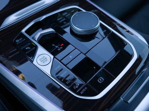 New 2026 BMW X5 xDrive40i w/ M Sport Package image 9