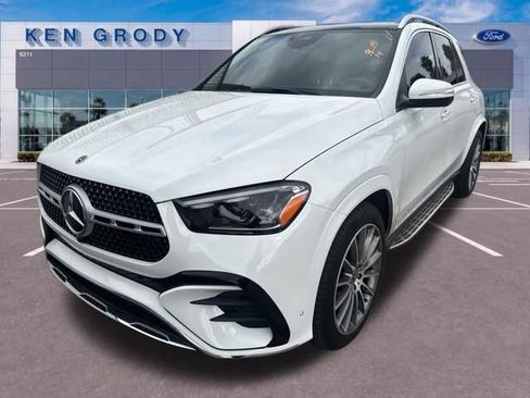 Used 2025 Mercedes-Benz GLE 450 4MATIC image 3