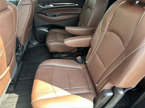 Used 2021 Buick Enclave Avenir w/ Avenir Technology Package AWD/4WD image 27