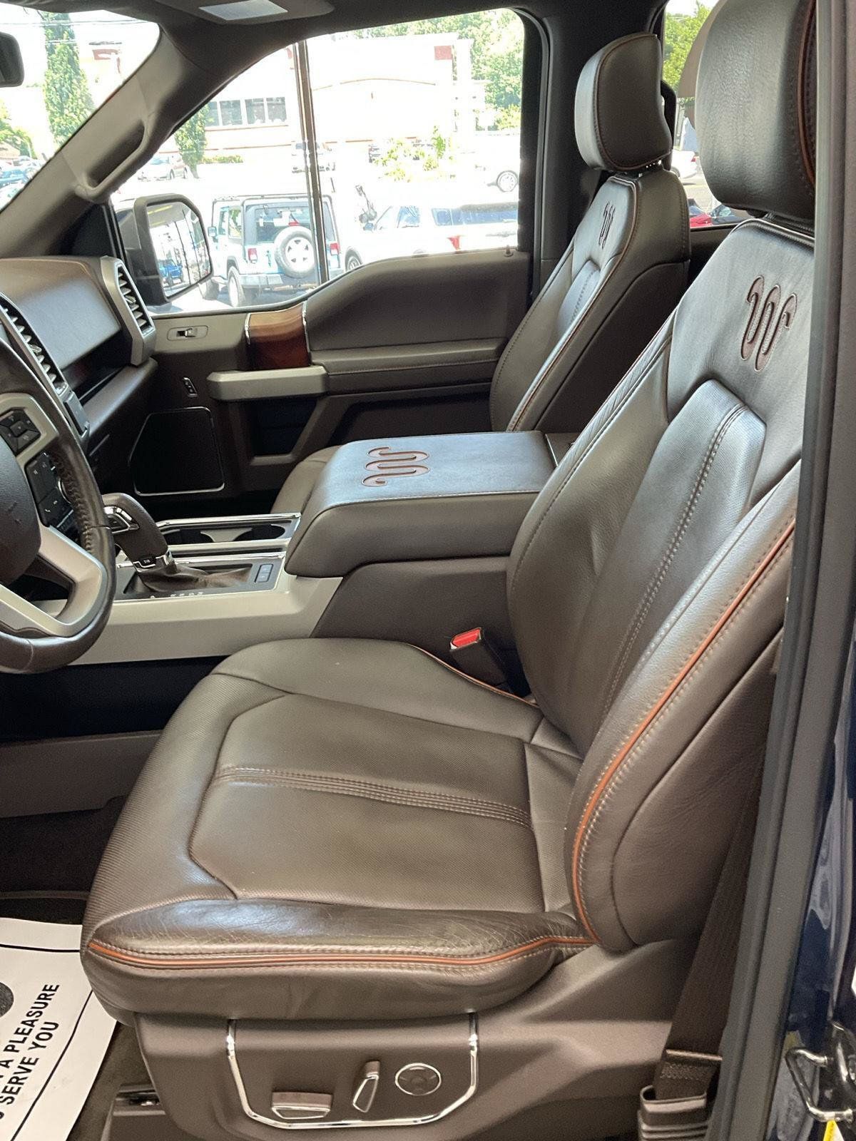 Used 2017 Ford F150 King Ranch w/ Equipment Group 601A Luxury AWD/4WD image 8