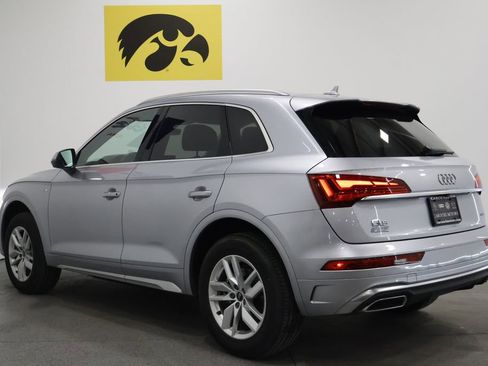 Used 2023 Audi Q5 2.0T Premium w/ Convenience Package AWD/4WD image 9