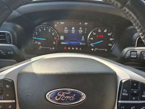 Certified 2022 Ford Explorer Limited w/ Equipment Group 301A AWD/4WD image 20
