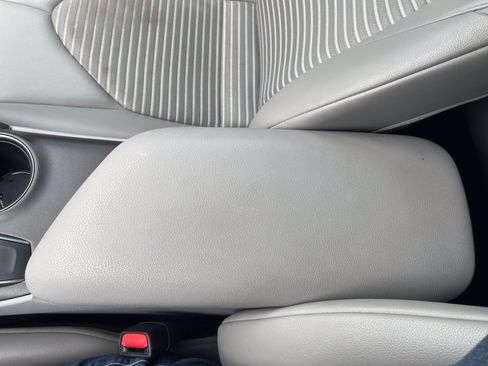 Used 2023 Toyota Camry SE FWD image 27