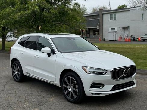 Used 2021 Volvo XC60 T5 Inscription AWD/4WD image 3