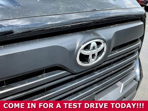 Used 2025 Toyota Tundra SR5 AWD/4WD image 30