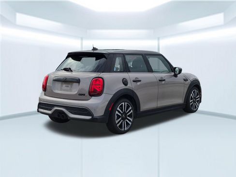 Used 2023 MINI Cooper S FWD image 5