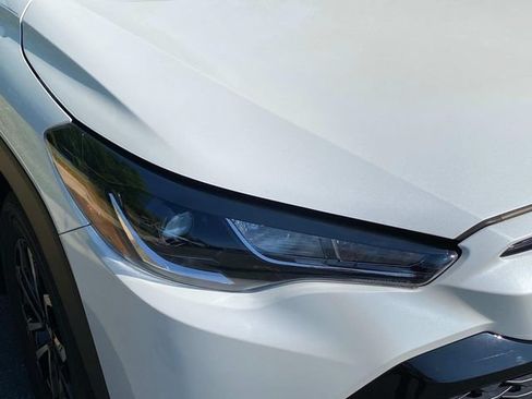 Used 2023 Toyota Corolla Cross AWD Hybrid image 4