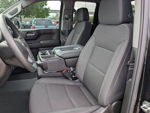 Certified 2025 Chevrolet Silverado 1500 Custom image 25