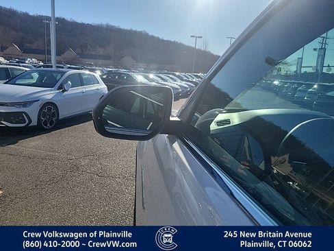 Certified 2025 Volkswagen Atlas Cross Sport SEL Premium R-Line image 26