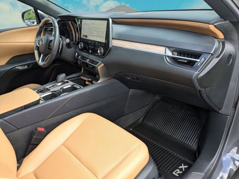 Certified 2024 Lexus RX 350 Premium w/ Convenience Package FWD image 15