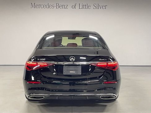 Used 2022 Mercedes-Benz S 500 4MATIC image 4