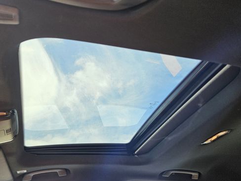 Used 2023 BMW 330e w/ Driving Assistance Package RWD image 31