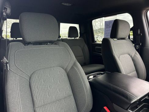 Used 2022 RAM 1500 Big Horn AWD/4WD image 15