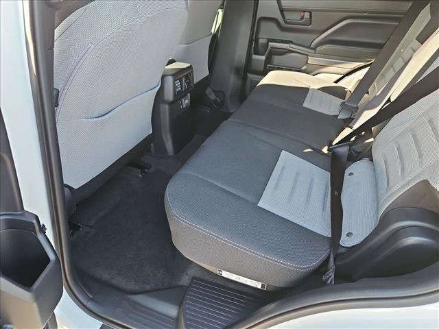 Used 2025 Toyota 4Runner TRD Sport AWD/4WD image 18