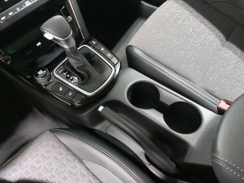 New 2026 Kia Seltos S image 25