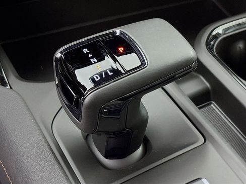 New 2026 GMC Sierra 1500 AT4 w/ AT4 Premium Package image 17