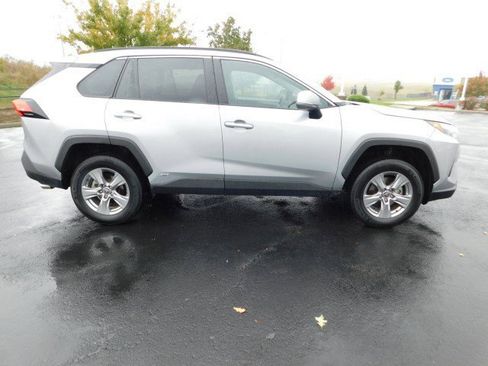 Used 2024 Toyota RAV4 XLE image 2