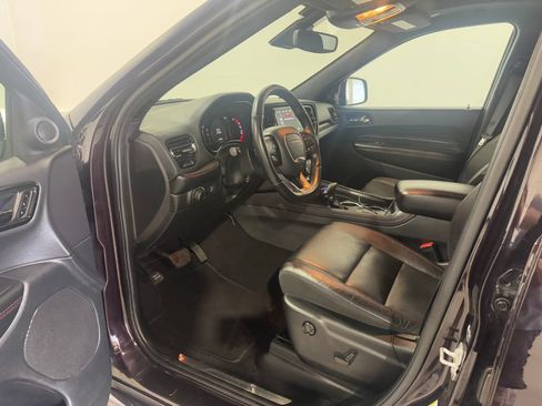 Used 2025 Dodge Durango GT AWD/4WD image 17