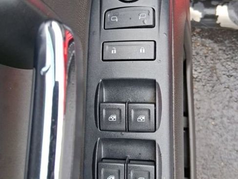 Used 2017 Chevrolet Silverado 1500 Custom w/ Custom Convenience Package image 10