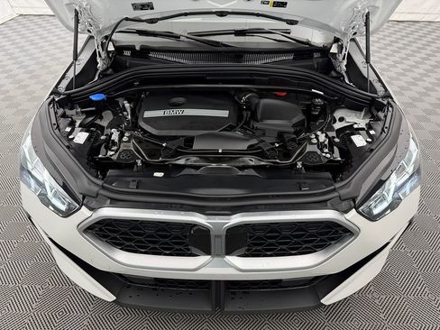 Used 2025 BMW X2 xDrive28i image 45