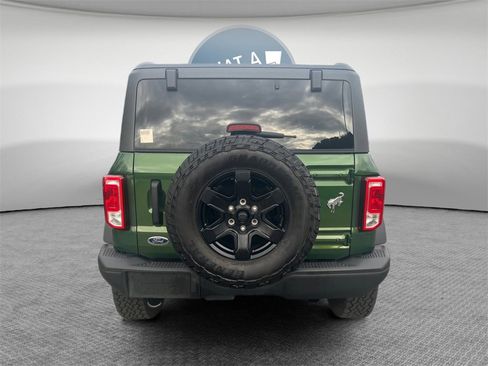 Used 2024 Ford Bronco Black Diamond image 5
